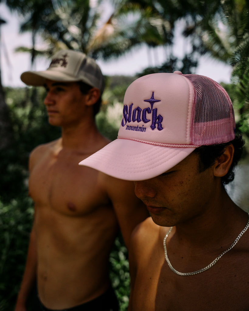 The Black Mountain Mesh Snapback Hat — Soft Pink