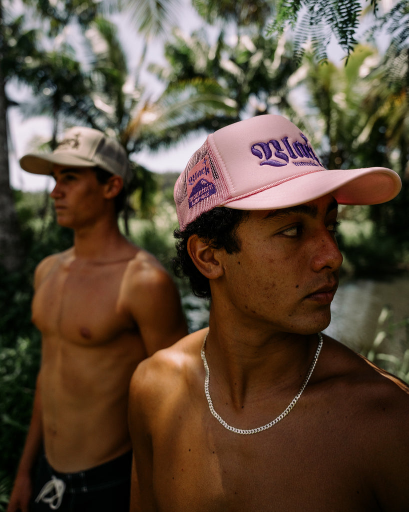 The Black Mountain Mesh Snapback Hat — Soft Pink
