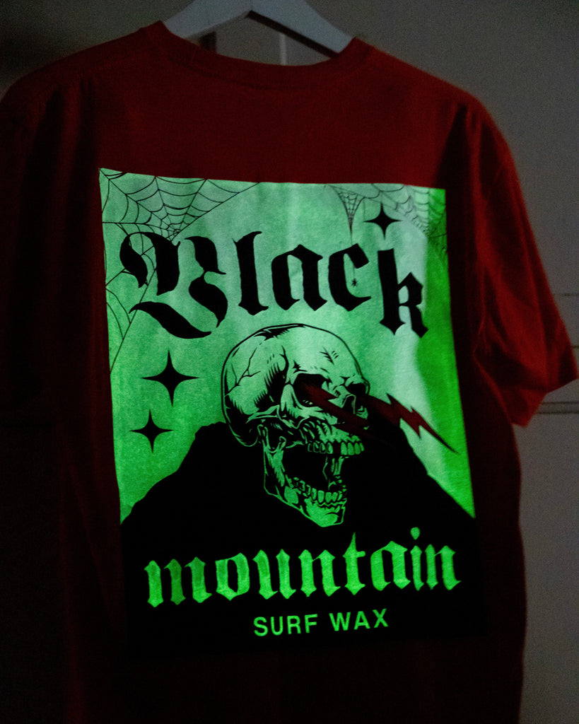 The Skull Mountain Tee — Glow In The Dark — ORANGE