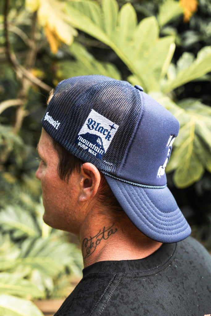 The Old Hawaii Snapback Mesh Hat — Navy Blue