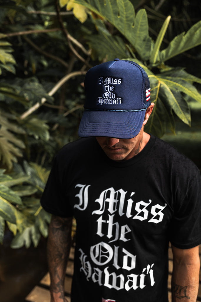 The Old Hawaii Snapback Mesh Hat — Navy Blue